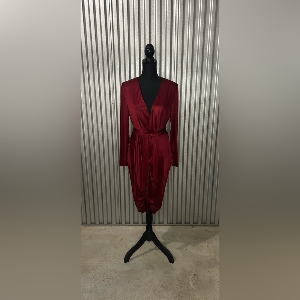 Women’s NWT Altuzarra Target Red Designer Polyester Wrap Dress Size Medium Flaw - Picture 1 of 7